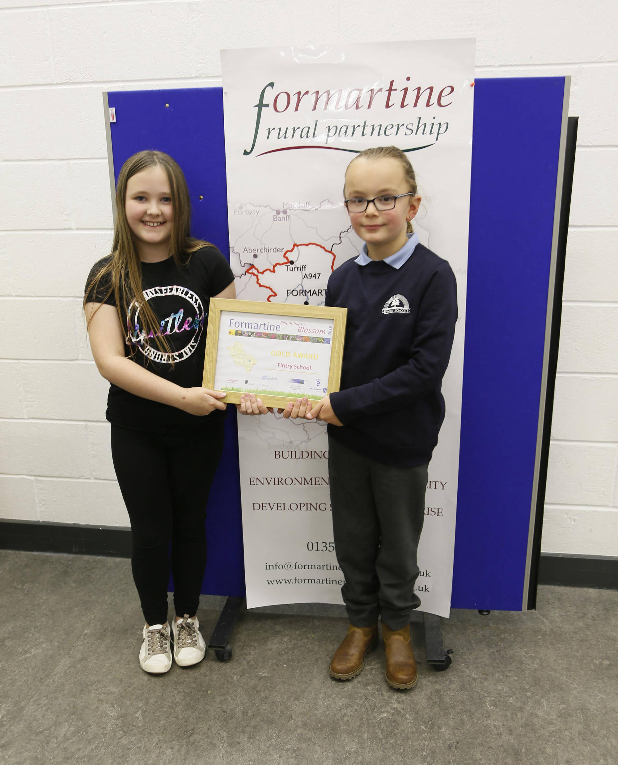 Gold award - Fintry School receiving their award